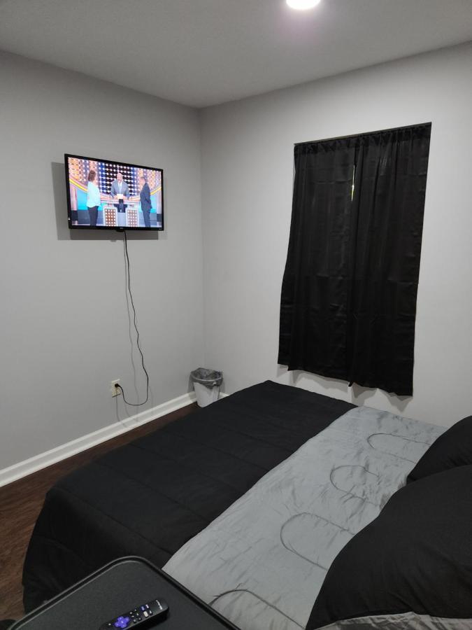 Апартаменты 5 Min From Downtown Indy Индианаполис Экстерьер фото